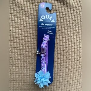 Youly “The Dreamer” Flower Cat Collar